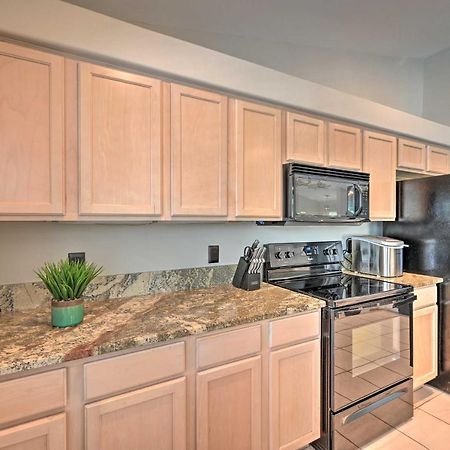 Pet-Friendly Escape With Dock And Kayaks In Cape Coral Villa Eksteriør billede