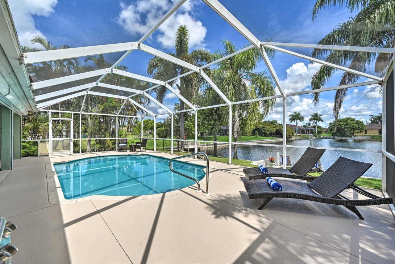 Pet-Friendly Escape With Dock And Kayaks In Cape Coral Villa Eksteriør billede